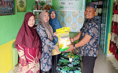 MIS Miftahul Ulum Kawal Salurkan Bantuan Bencana Banjir