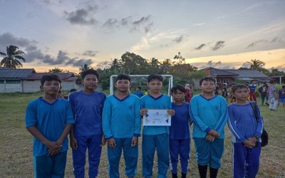 MIS Miftahul ulum Kawal Mendapatkan Kado Perpisahan Manis